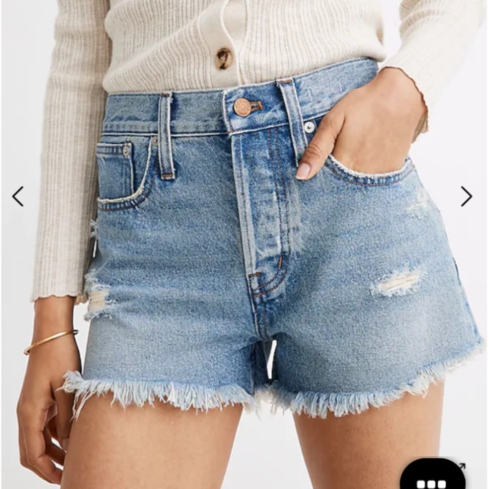 Madewell Relaxed Denim Shorts in Foxglen Wash Size 27 Button Fly L21